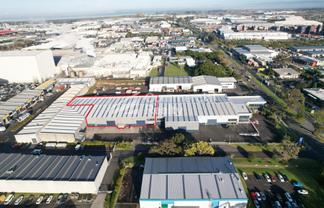 Large Industrial Warehouse With Flexibility
