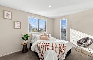 1/21 Hills Road, Edgeware