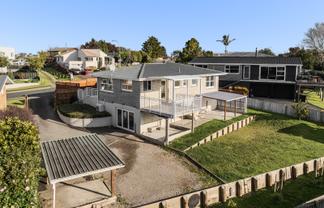 17 Grosmont Terrace, Brookfield