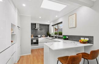 14A Bloomfield Terrace, Hutt Central