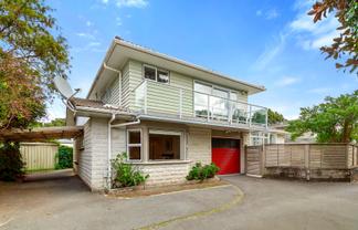 14A Bloomfield Terrace, Hutt Central
