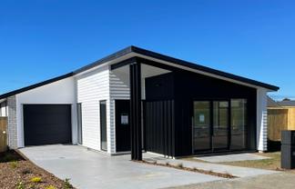 1 Arohanui Rd , Paerata