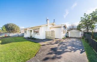 22 Clausen Street, Takaro