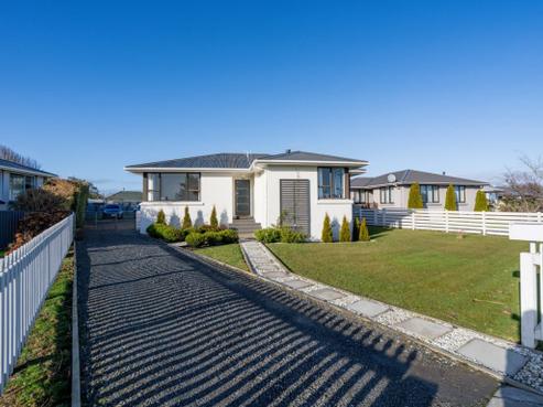323 Saint Andrew Street, Glengarry
