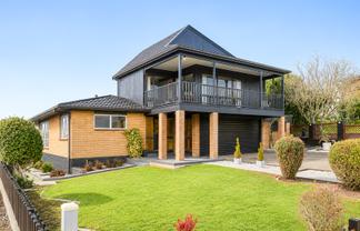 15 Salmond Place, Dinsdale