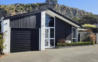 12 Raekura Place, Redcliffs