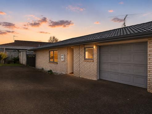 1/269 Queen Street, Pukekohe