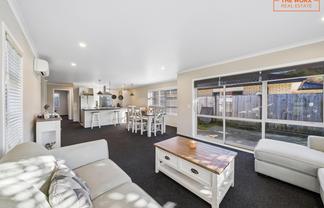 82 Farmer Crescent, Taita