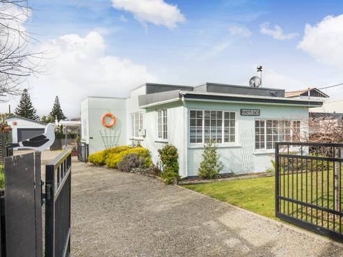 9 Warren Street, Foxton Beach
