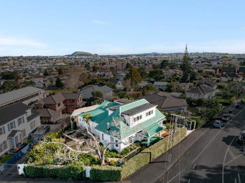 225 West Tamaki Road, Glen Innes