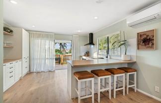 8A Parrs Cross Road, Henderson