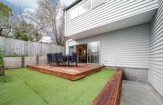 4 Kearney Place, Massey