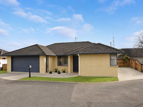 7 Kingroyal Lane, Hamilton East