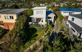 34 Bassett Road, Johnsonville