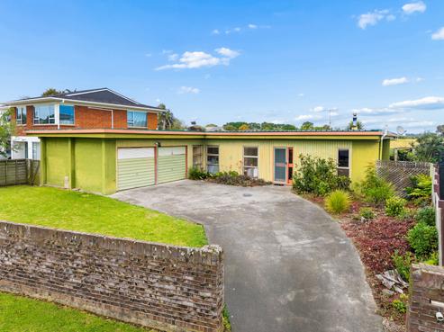 12 Andes Avenue, Mangere Bridge