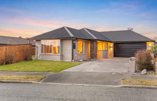27 Clematis Place, Wigram
