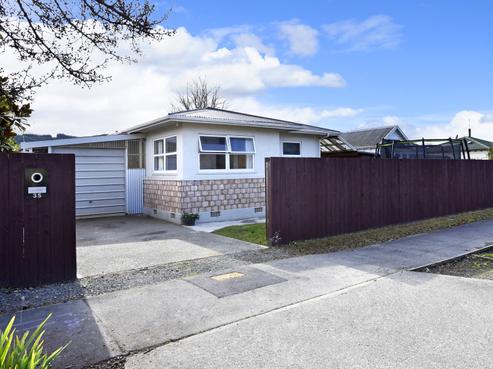 35 Arrow Street, Wakefield