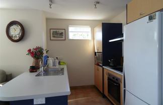 B4/30-36 Bay Palms, Bute Road, Browns Bay