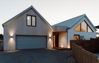 1 Whakahaumako Road, Cambridge