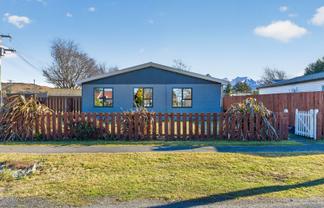5658 West Coast Road, Springfield
