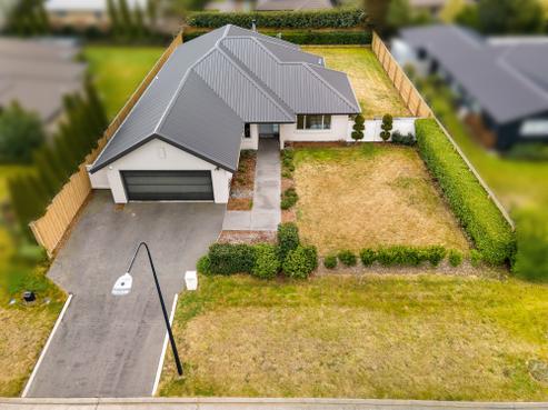 6 Rossall Crescent, Rolleston
