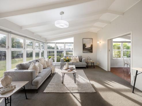 16 Saint Pauls Road, Chartwell