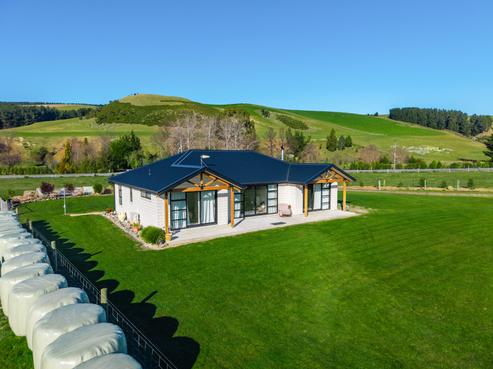 1210 Pleasant Point-Cave Highway, Pleasant Point