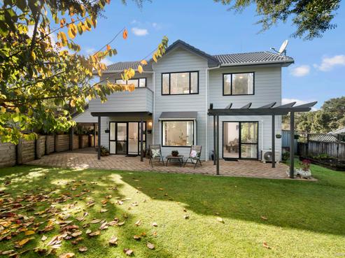 1/3 Antrim Grove, Bayview