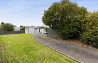 15 Miles Place, AWAPUNI