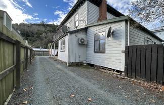 1/207 Nile Street, Maitai