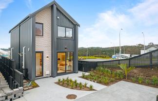82  Awa Uru Road, Orewa