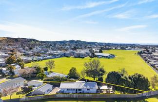 37 Frickleton Street, Taradale