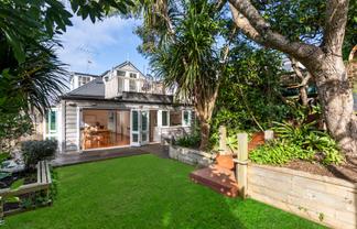 19 St Aubyn Street, Devonport