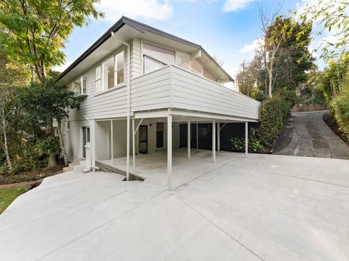 35 Martin Crescent, Northcote