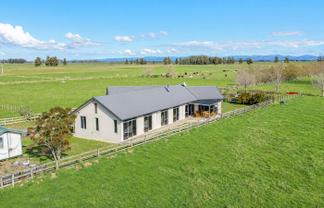 116 Oparia Road, Turua
