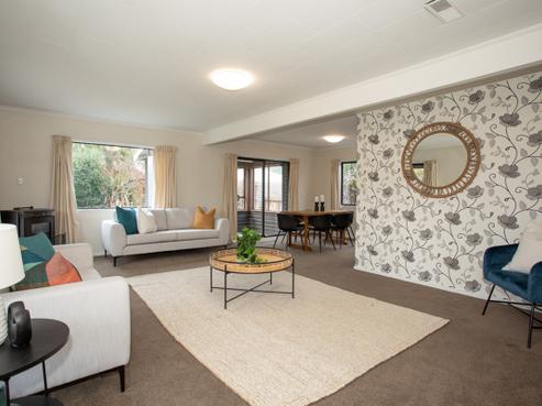 16 Sawtell Place, Northcote
