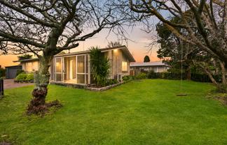 13 Cowen Place, Chartwell