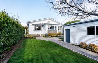 15 Glen Almond Street, New Plymouth