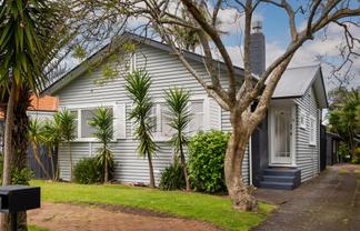 6 Phyllis Street, Mount Albert