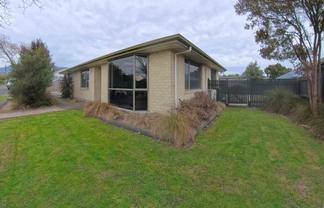 Nelson & Bays - Address withheld