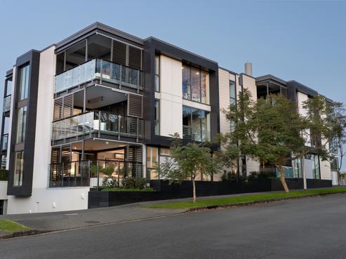 1/1 Hamilton Road, Herne Bay