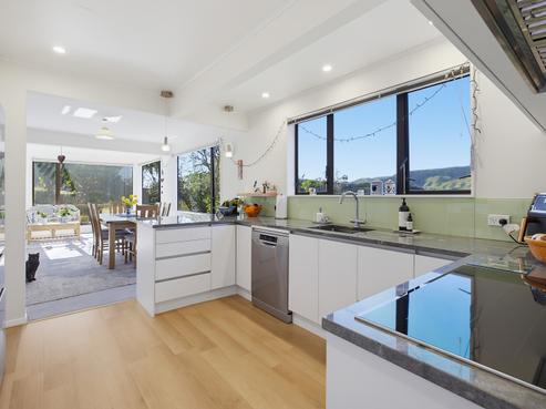 22 Sunrise Boulevard, Tawa