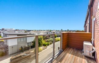 205c/160 Hobsonville Point Road, Hobsonville
