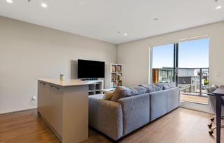 205c/160 Hobsonville Point Road, Hobsonville