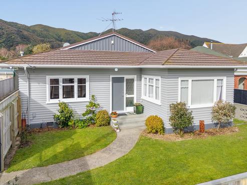 204 Waiwhetu Road, Waterloo