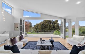 22 Tarahanga Street, Northcote