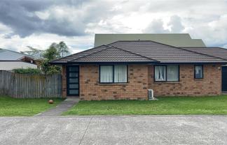 16 Hunua Road, Papakura