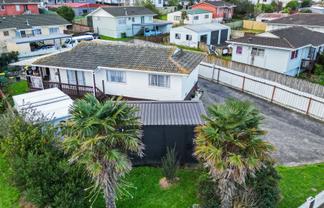 23 Palermo Place, Clover Park