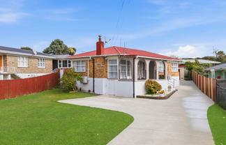 30 McKean Avenue, Manurewa