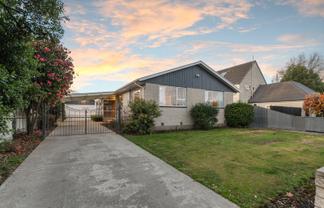 79 Wingate Street, Redwood